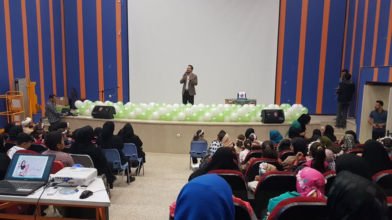 جشن مادر_دختری در مرکز شماره ۱۱ کانون کرمانشاه