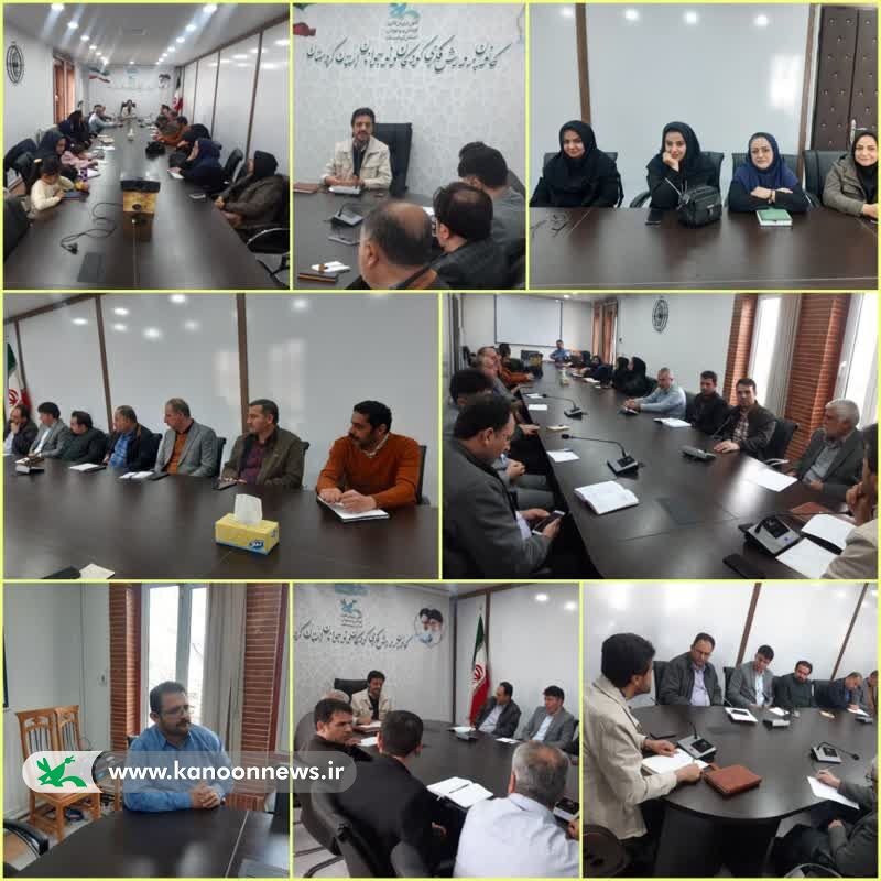 به یاد  و در حمایت از کودکان و نوجوانان غزه زادگاه امام شافعی (ره) هزار کودک سنندجی در همایش «پیک عبادت» گردهم می آیند