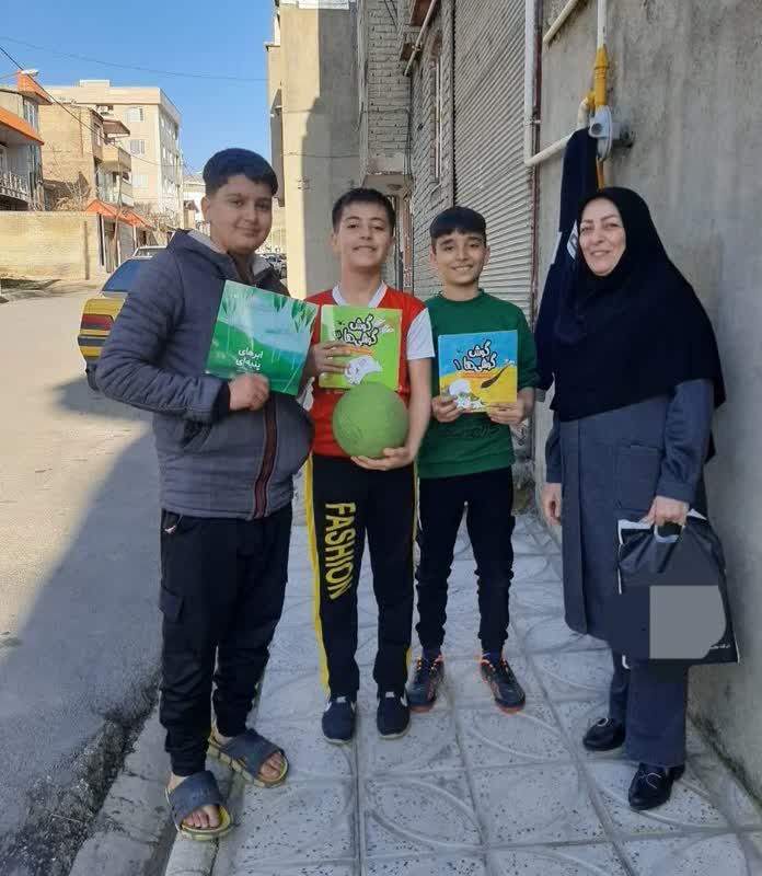 عیدانه با طعم کتاب برای کودکان کار