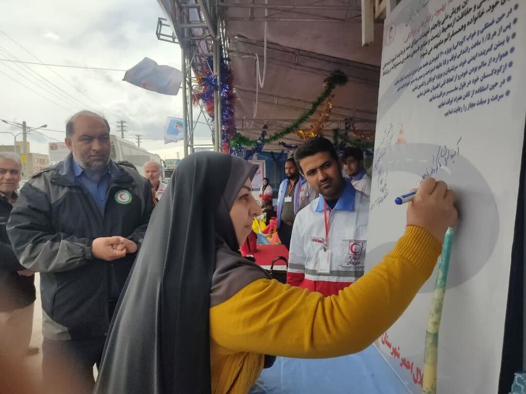 قصهگویی با گویش همدانی برای کودکان مسافر نوروزی