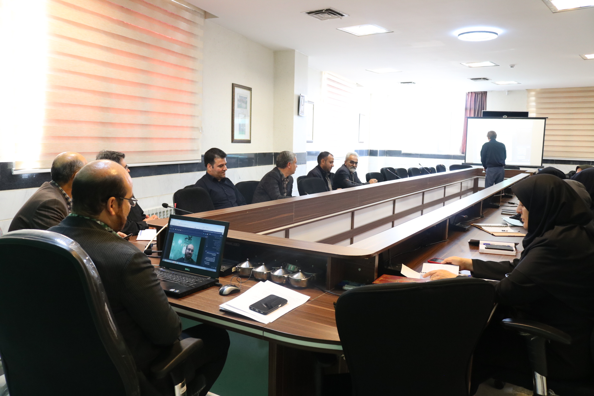 مدیرکل کانون استان مرکزی در گردهمایی کارکنان سیاستهای کانون در سال ۱۴۰۳ را تشریح کرد