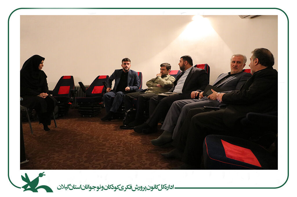 رشدهمهجانبه، نیازمند ریشه و رویش است