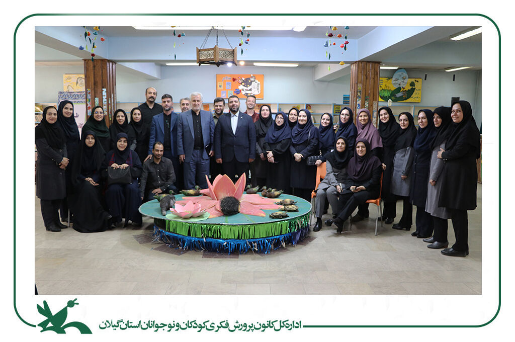 رشدهمهجانبه، نیازمند ریشه و رویش است