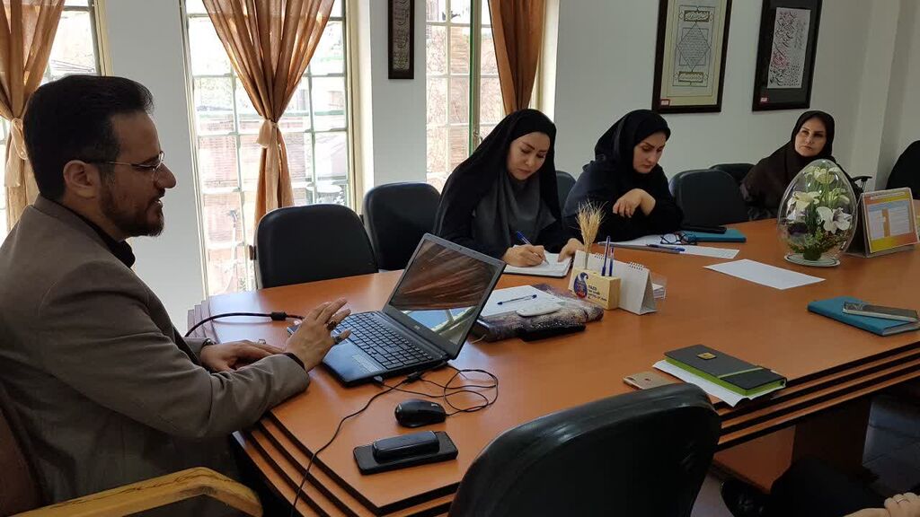 دومین نشست شورای فرهنکی ضرورت رسیدن به جبههی رسانهای کودک و نوجوان استان کرمانشاه