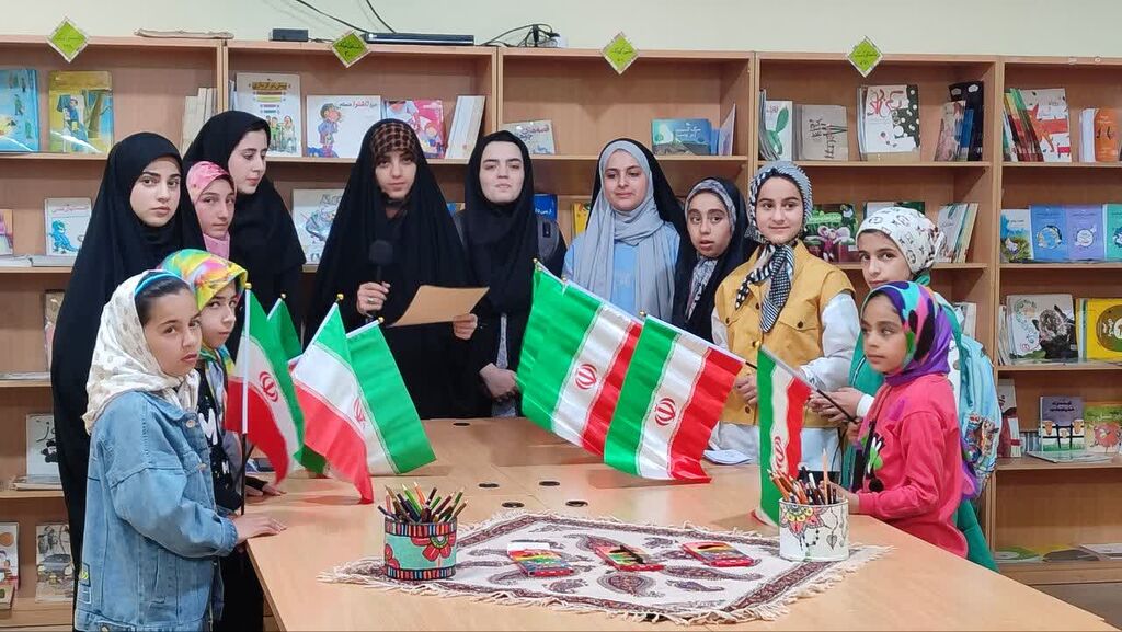 ویژه برنامه ادبی وهنری به مناسبت روز قدس در مرکز شهید جرایه کانون استان ایلام 