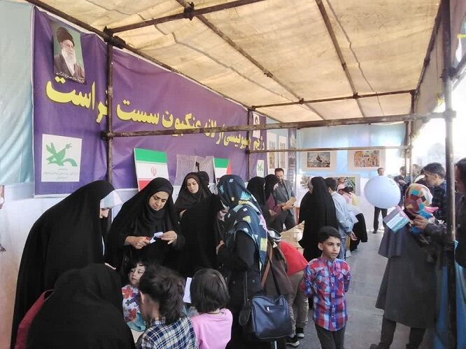 مراکز کانون با اجرای برنامههای متنوع روز قدس را گرامی داشتند