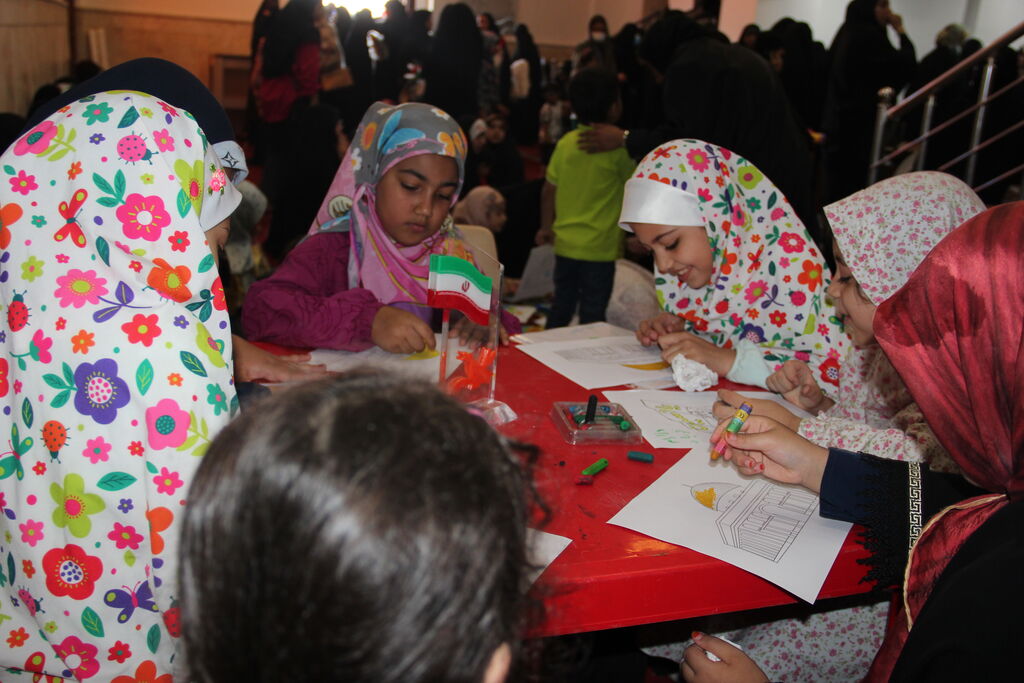 مراکز کانون با اجرای برنامههای متنوع روز قدس را گرامی داشتند