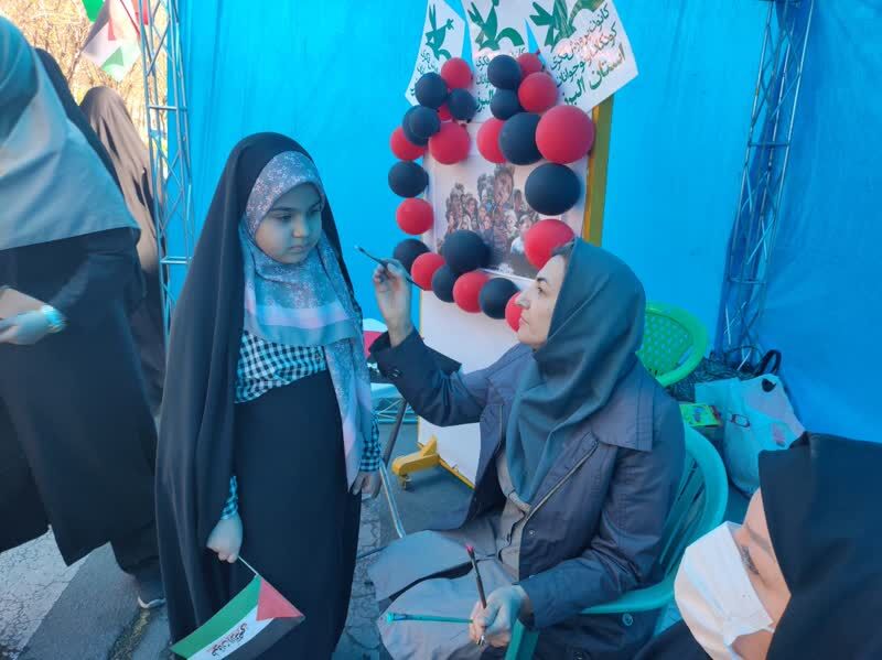 همدردی کودکان کرجی با کودکان غزه و گرامی داشت یاد شهدای کنسولگری ایران