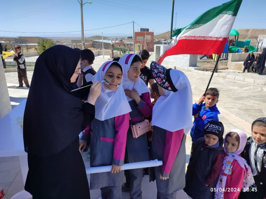 مراکز کانون با اجرای برنامههای متنوع روز قدس را گرامی داشتند