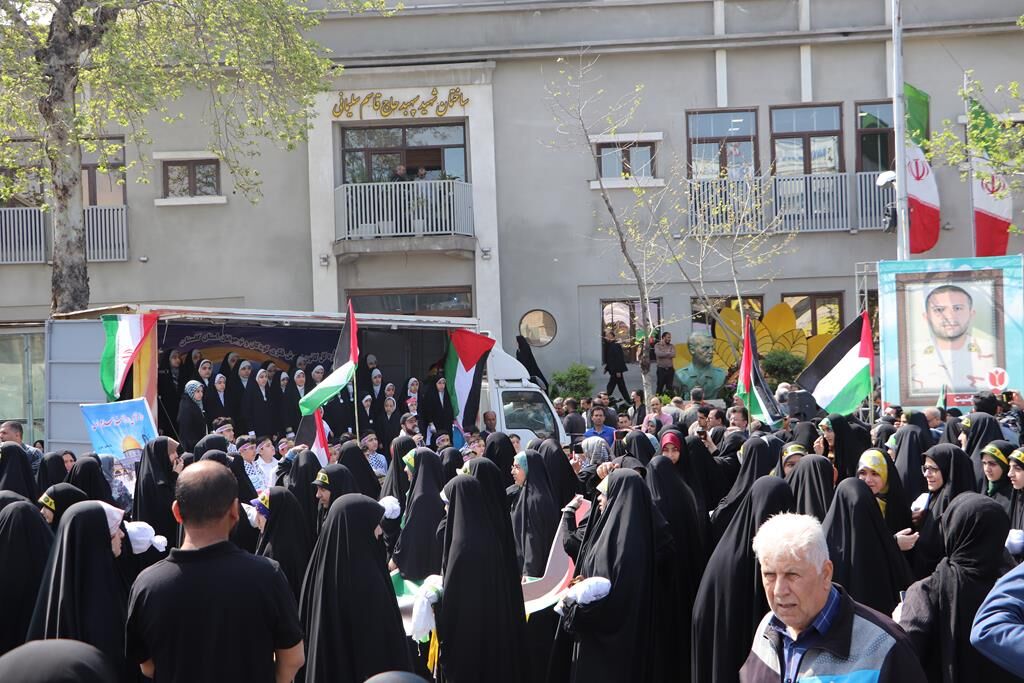 مراکز کانون با اجرای برنامههای متنوع روز قدس را گرامی داشتند