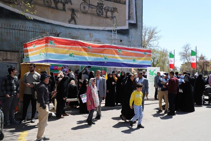 مراکز کانون با اجرای برنامههای متنوع روز قدس را گرامی داشتند