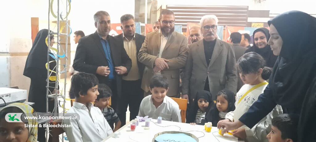 دوازدهمین نمایشگاه قرآنی سیستان و بلوچستان در زاهدان فعالیت خود را آغاز کرد