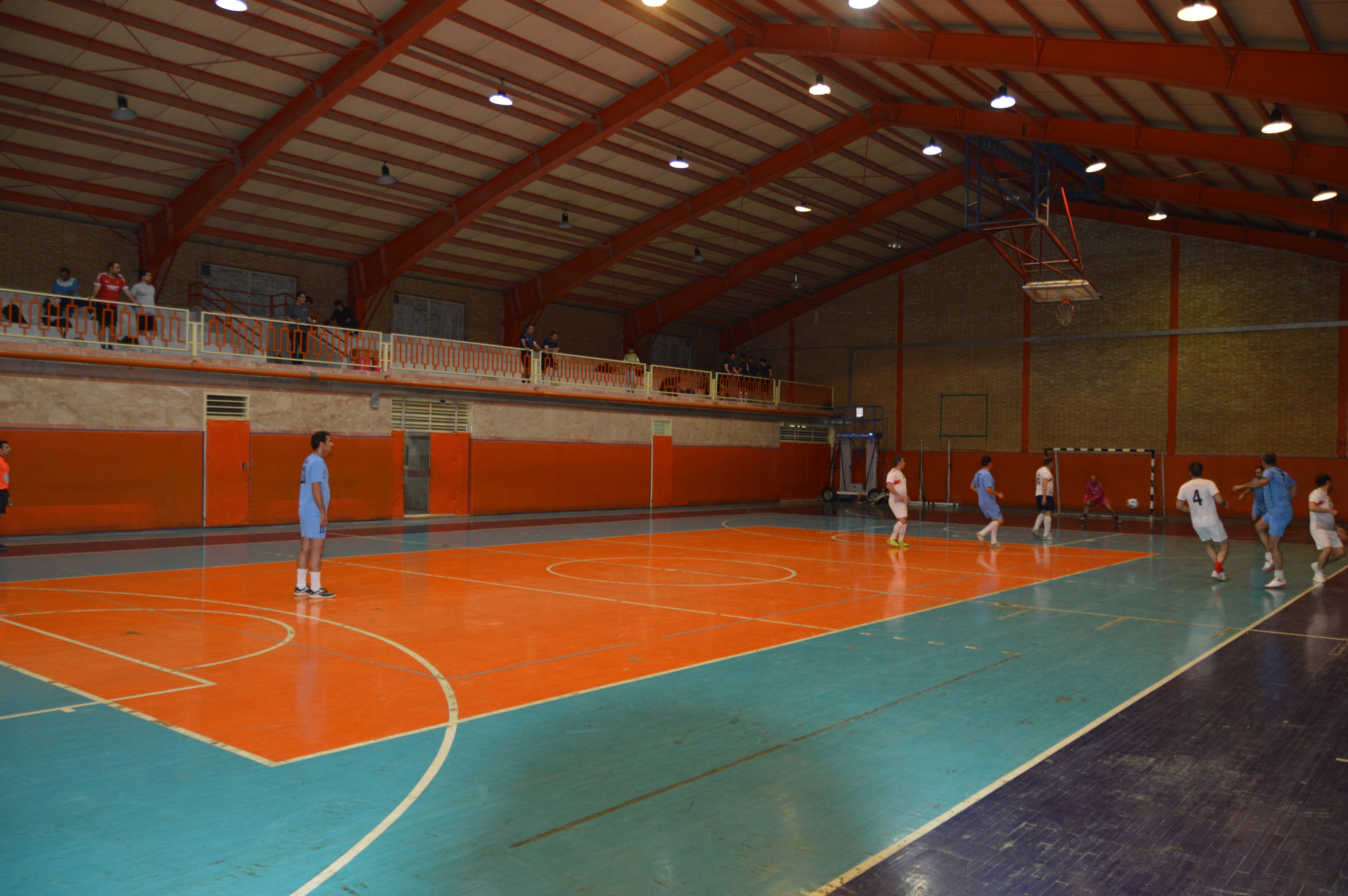 پیروزی تیم فوتسال کانون کرمانشاه در مسابقات جام رمضان