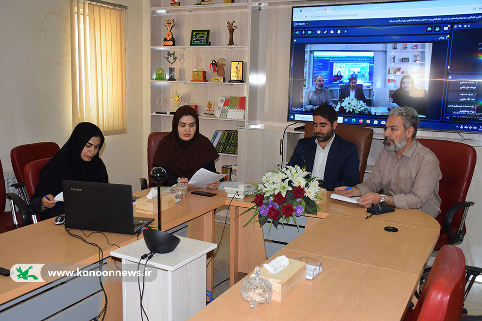 با هم اندیشی با نوجوانان عضو کانون محتواهای فرهنگی تولید شود