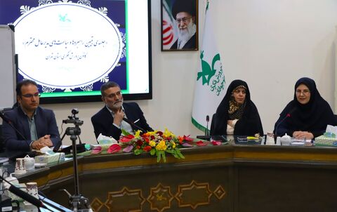 اولین جلسه مسئولین مراکز درسال ۱۴۰۳ با حضور امیرعلی عموزاده مدیرکل استان تهران (4).JPG