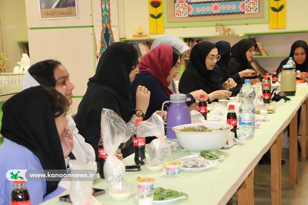 ضیافت افطار همراه با تجدید خاطرات با اعضای ارشد کانون