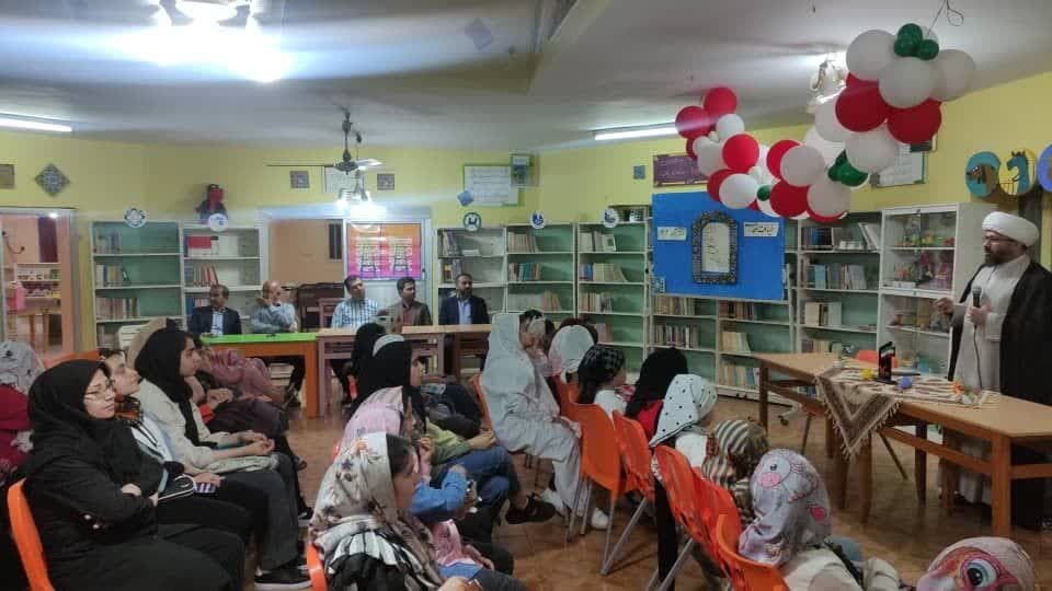 ضیافت روزه اولیها در مرکز فرهنگی هنری کانون گتوند برپا شد