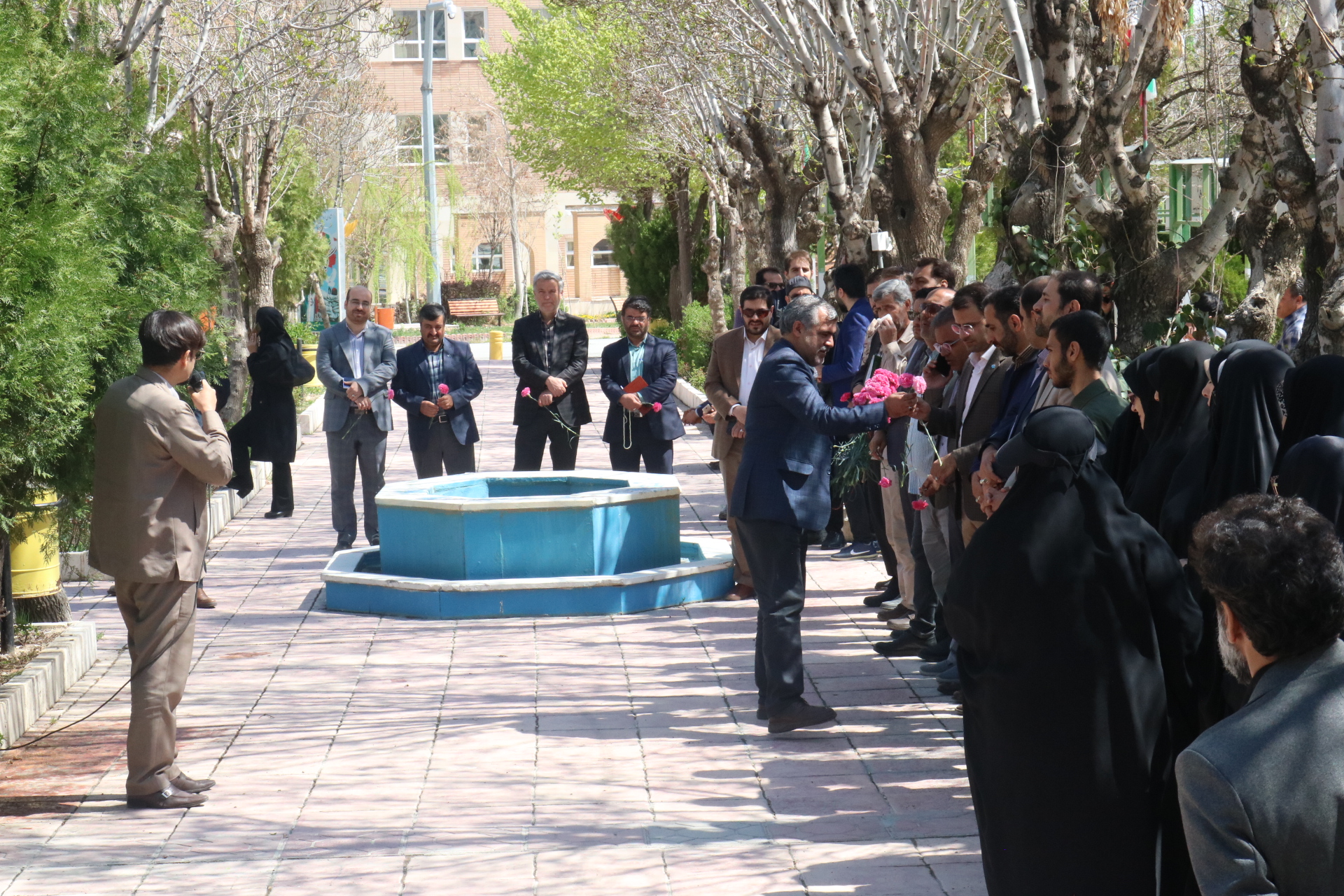 تجدید میثاق کارکنان کانون استان مرکزی با آرمانهای شهدا
