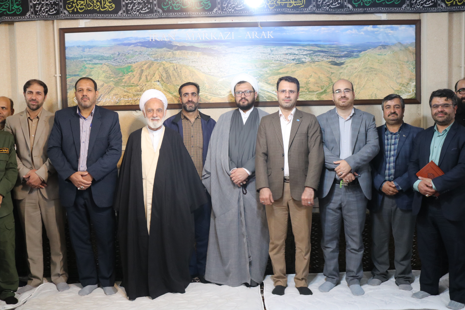 دیدار مدیرکل و کارکنان کانون استان مرکزی با نماینده ولی فقیه در استان