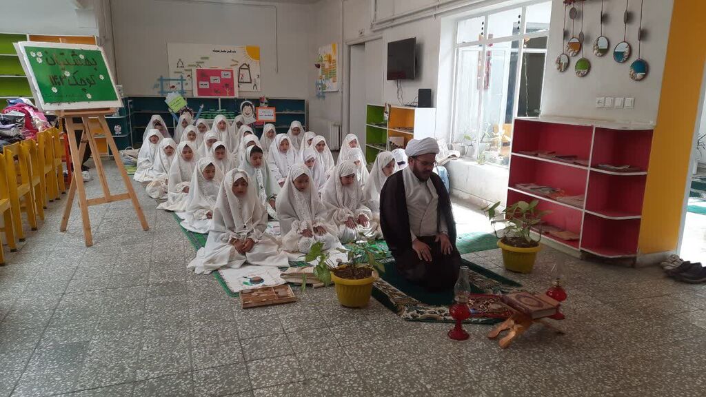 اجرای برنامه "بهشتیان کوچک" در مراکز فرهنگی-هنری استان همدان/2