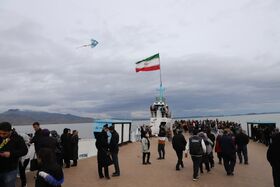 برگزاری جشن خانوادگی پرواز بادبادک ها در پل میانگذر دریاچه ارومیه 
توسط اداره کل کانون پرورش فکری کودکان و نوجوانان استان آذربایجان غربی