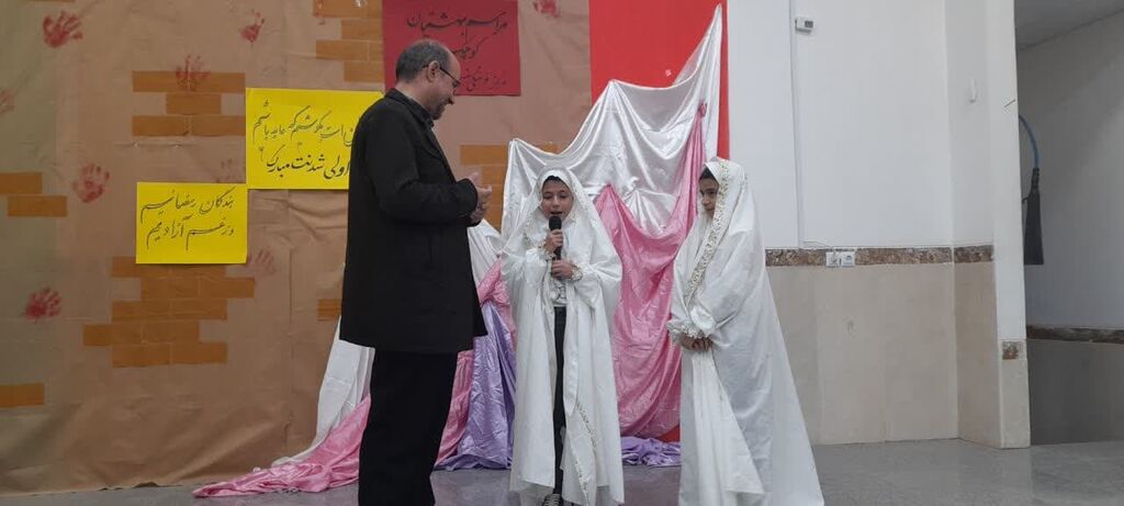 جشن تکلیف فرشتگان کوچک در مرکز قهاوند برگزار شد