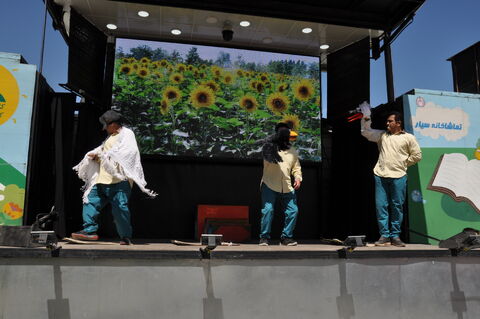 اجرای نمایش کلاغ بلا، توپ طلا  در بوستان طبیعت کرج