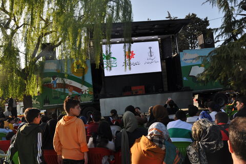 اجرای تماشاخانه سیار در بوستان جهان نما کرج