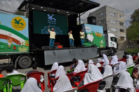 دومین روز اجرای نمایش «کلاغ بلا، توپ طلا» در البرز