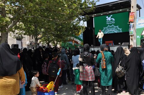 اجراهای روز سوم تماشاخانه سیار در البرز