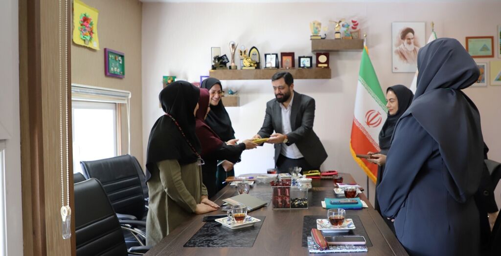 شناسایی و رشد اعضای توانمند از نقاط قوت واحد آفرینشهای ادبی کانون است