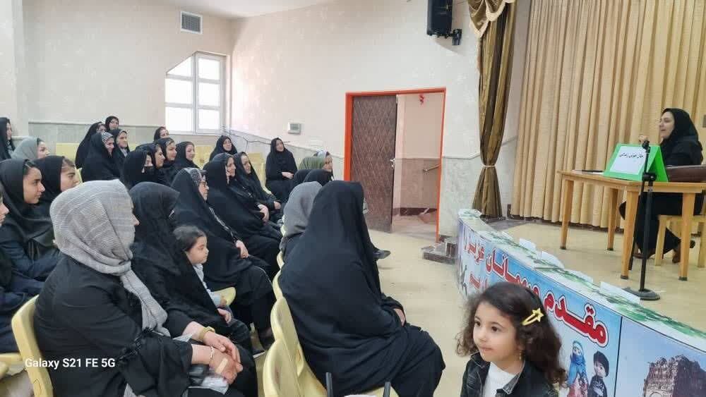 هشترود نشست تخصصی آسیبهای اجتماعی در کانون مرند و هشترود