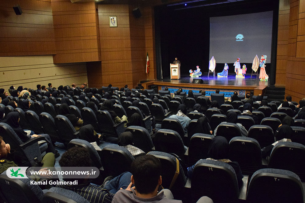 توسعه و ترویج فرهنگ کتابخوانی یکی از رویکردهای مهم کانون لرستان است