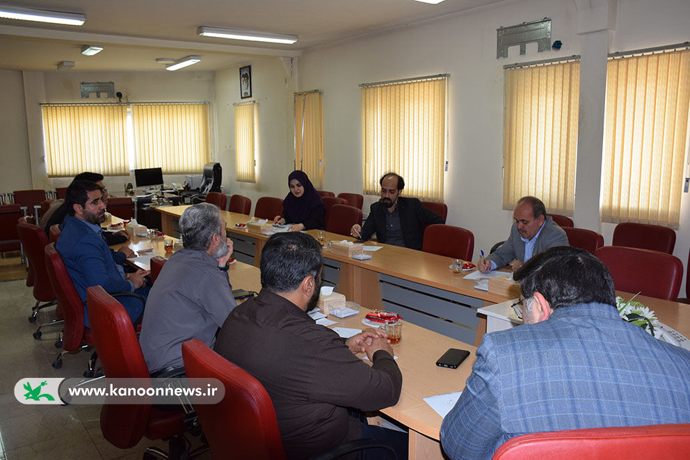 جلسه هماهنگی حضور تماشاخانه سیارکانون در لرستان