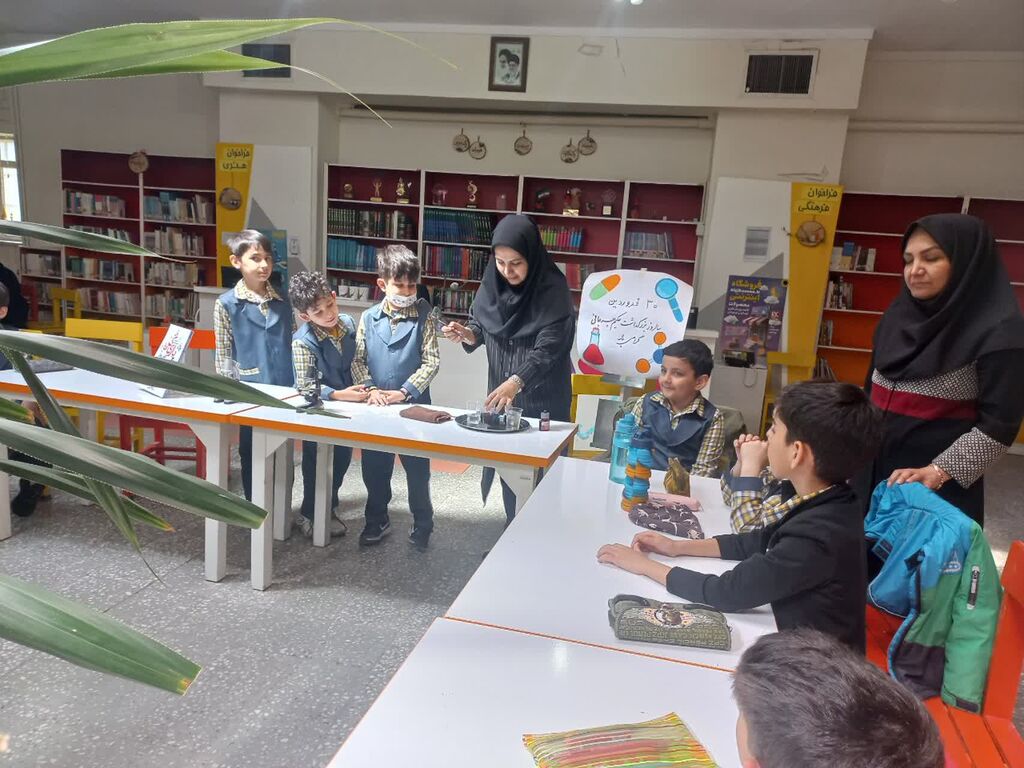 معرفی اسماعیل جورجانی به اعضا در مراکز فرهنگی- هنری همدان