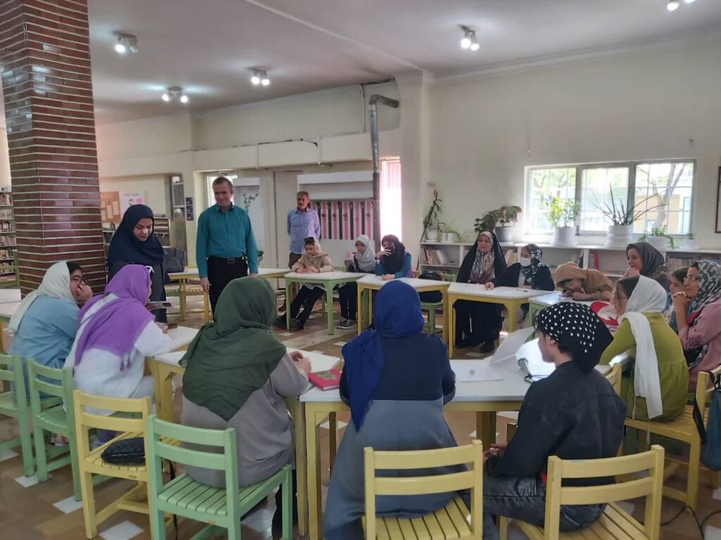 قطار «قصه گویی۱۴۰۳» در البرز شروع به حرکت کرد