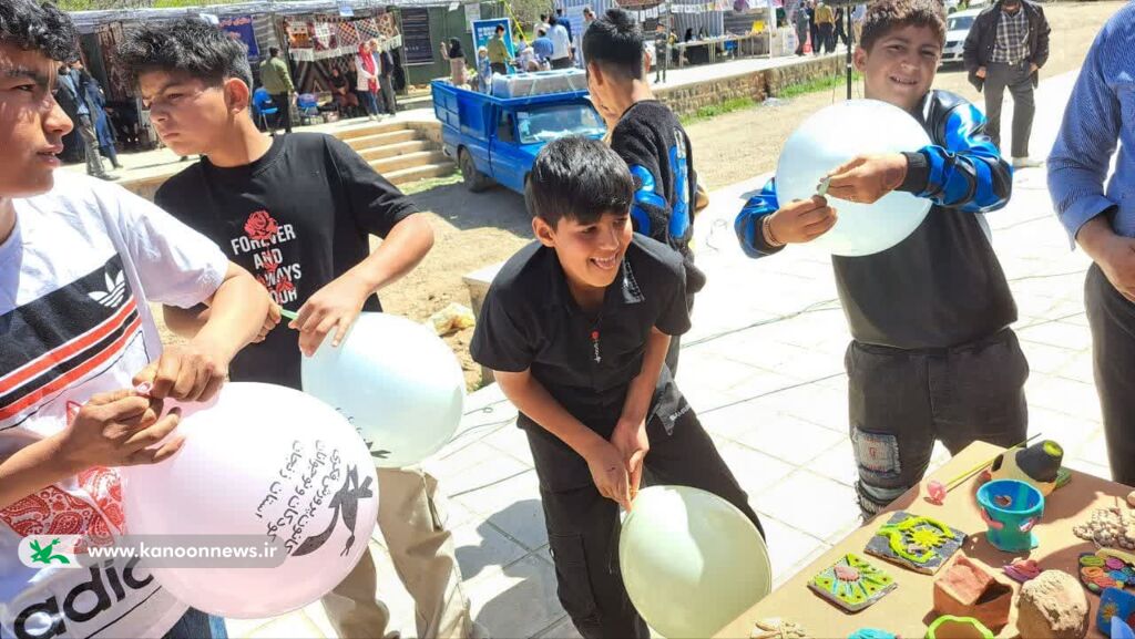 برپایی غرفه فرهنگی هنری کانون زنجان در جشنواره شکوه ایران زمین