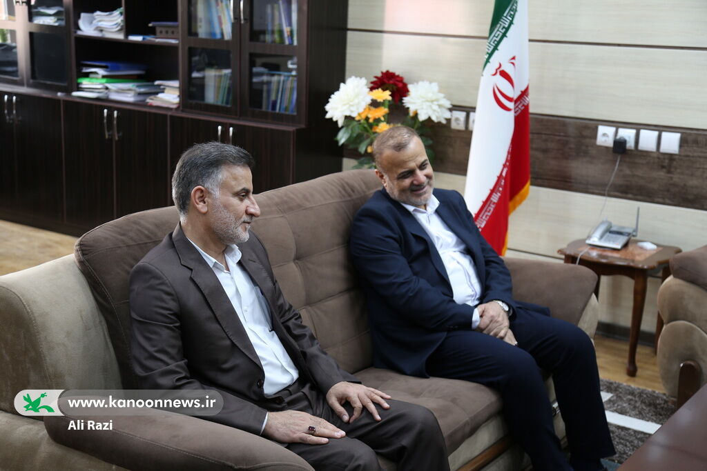 دیدار مدیرکل کانون استان بوشهر و فرماندار عسلویه