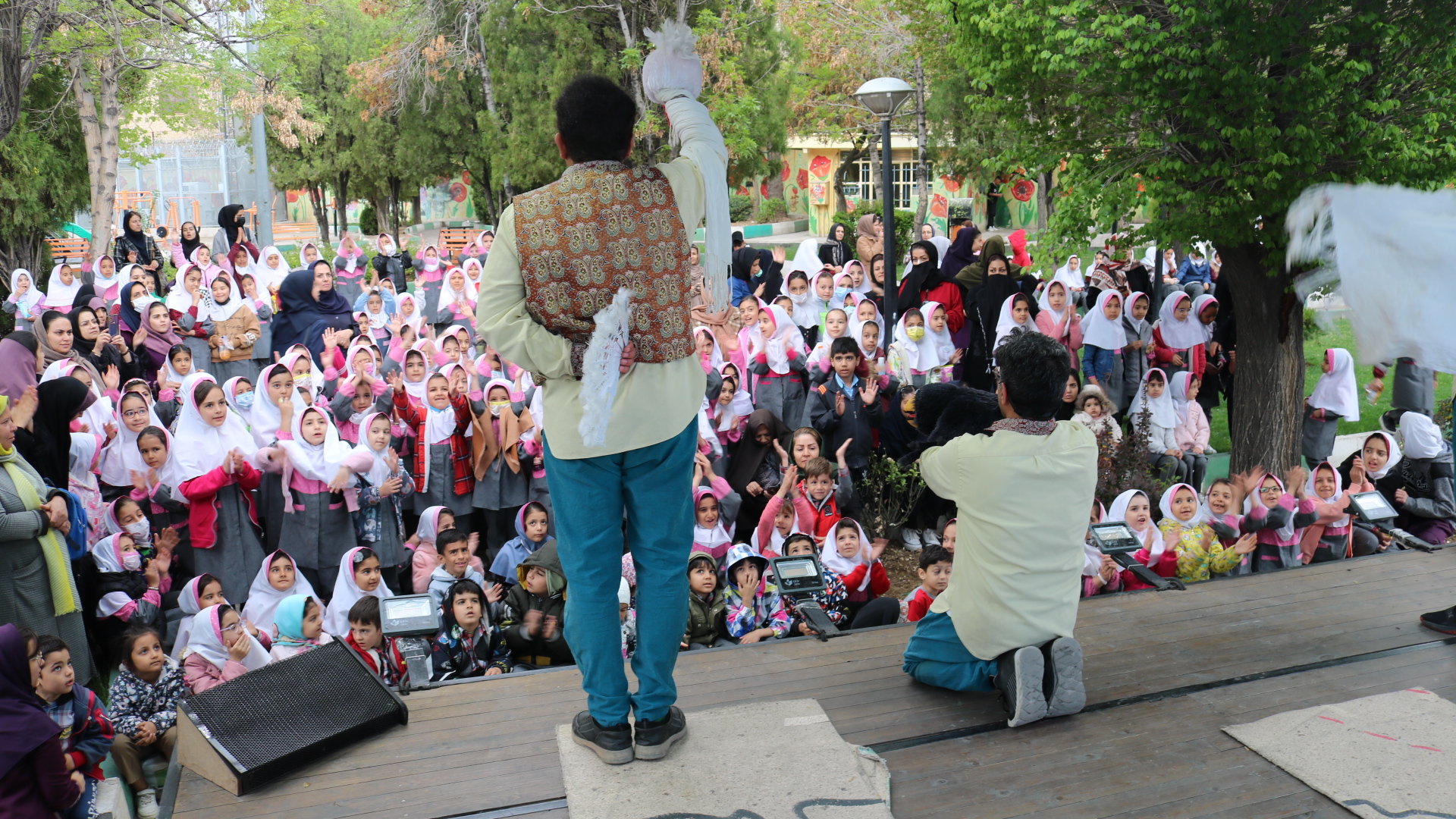 تماشاخانه سیار کانون پرورش فکری به استان مرکزی رسید