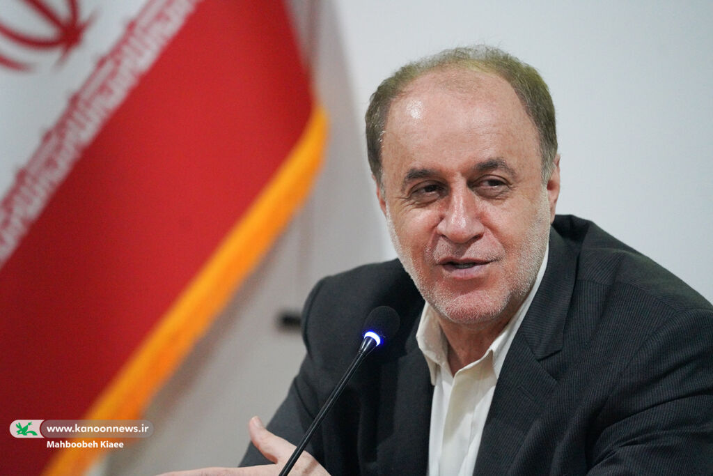 تابستان فرصت مناسبی برای مردمیسازی و فعالیت حلقههای میانی است