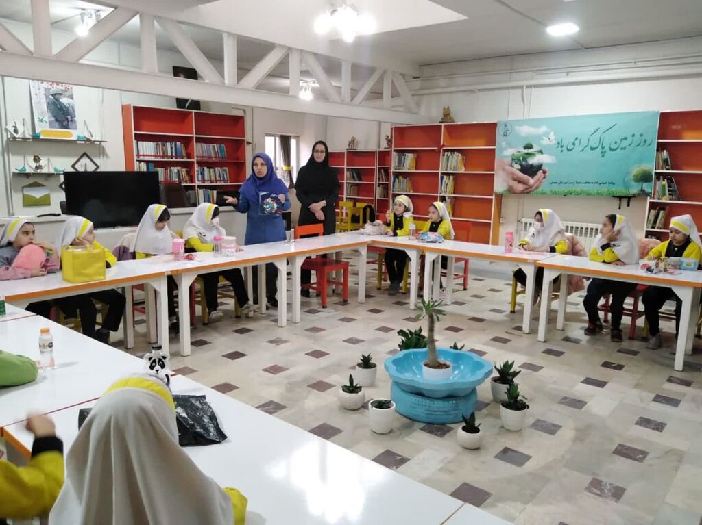 بازخوانی طوفان شن برای اعضای کانون شماره یک همدان