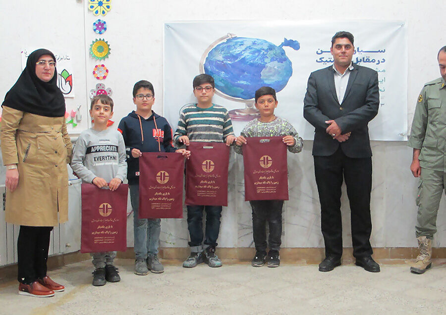 روز جهانی زمین پاک در مرکز شماره یک کانون کوثر گرامی داشته شد