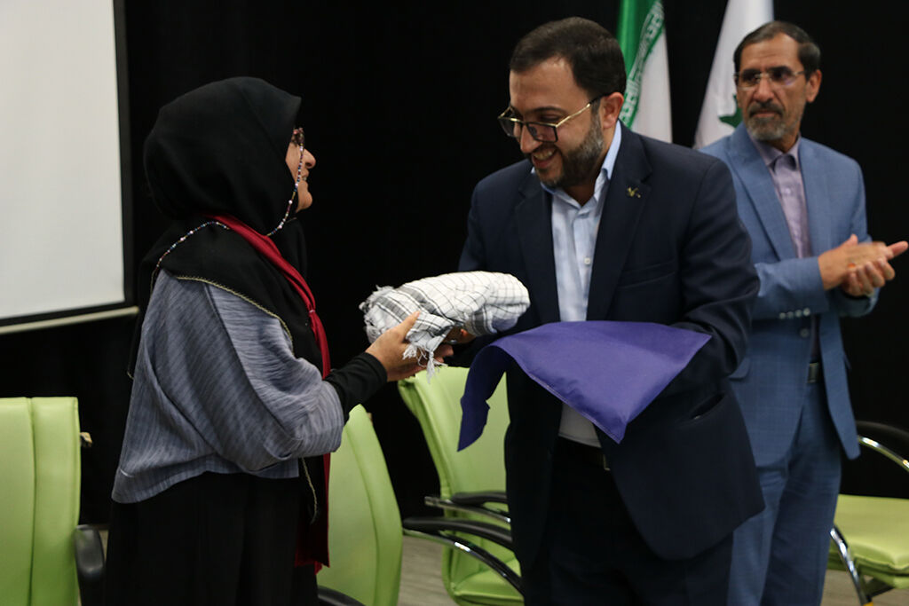 گردهمآیی مدیرعامل کانون با مربیان مراکز کرمان برگزار شد