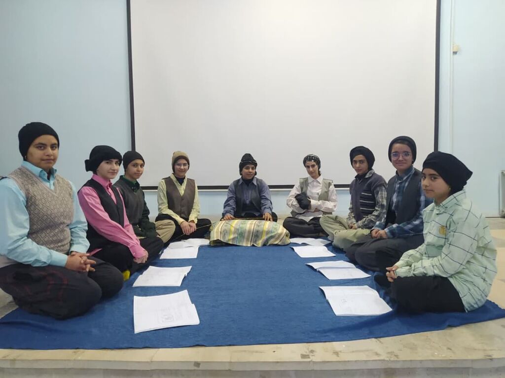 اردیبهشت زیر ذره بین اعضای کانون/ روز پر کار و متنوع مراکز همدان