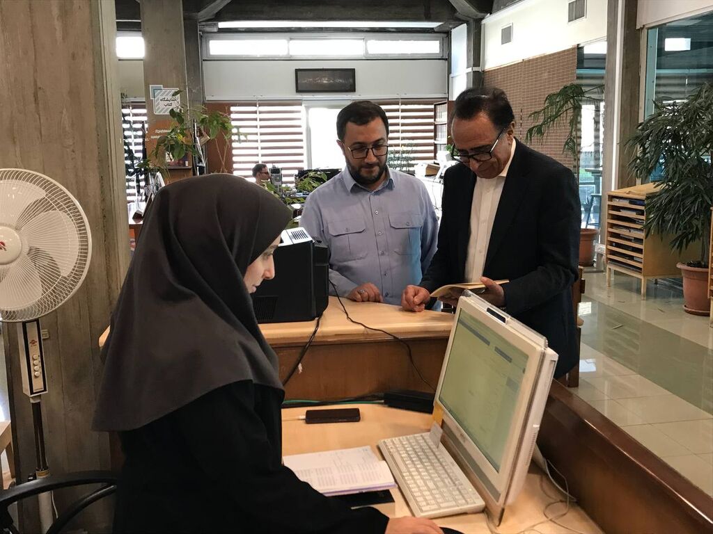 اسماعیل آذر مشاعره را به کانون میآورد