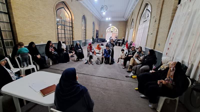 یک کتابخانهی کوچک در دل روستا