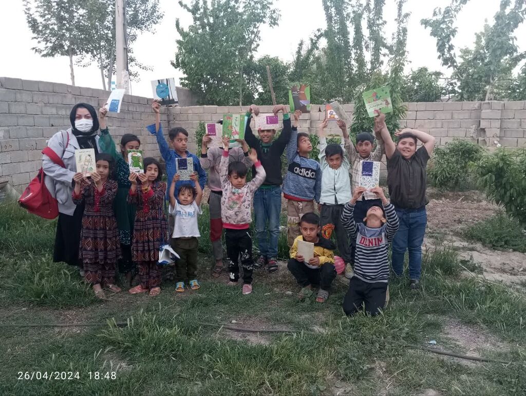 یک کتابخانهی کوچک در دل روستا