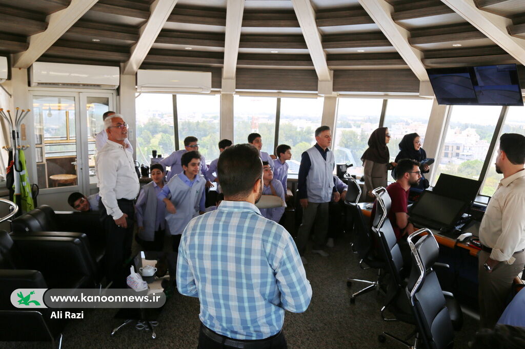 نوجوانان بوشهری بر بال آهنین به سودای پرواز پرداختند