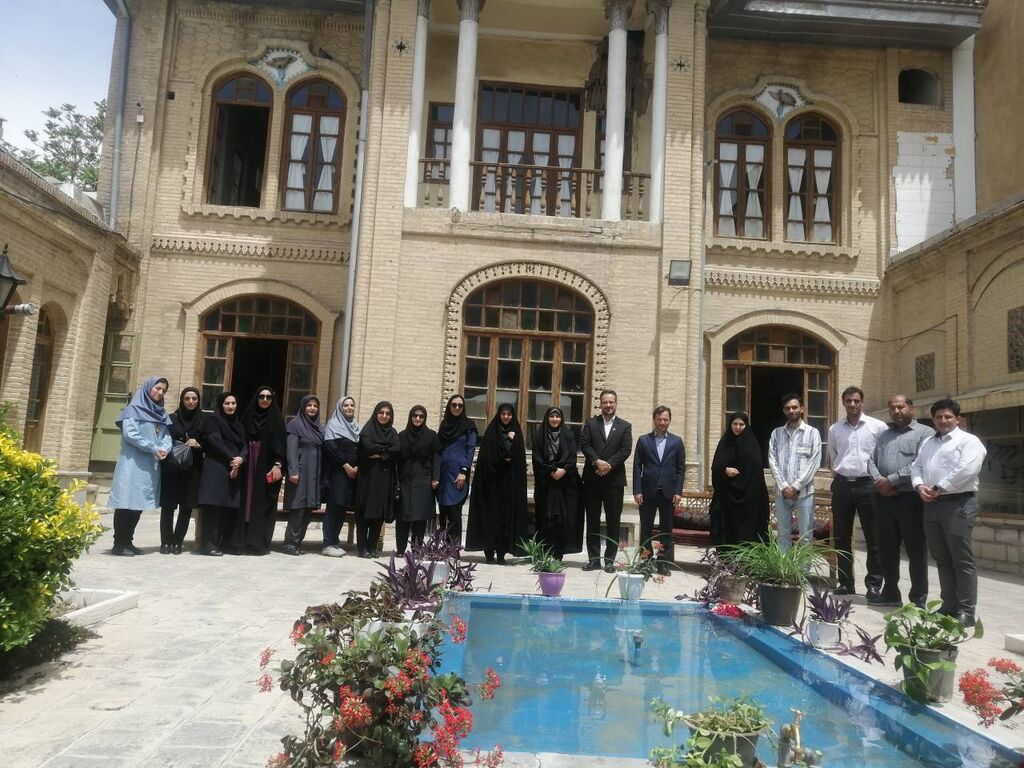 گزارش تصویری بازدید مربیان و کارشناسان کانون همدان از مراکز کانون کرمانشاه