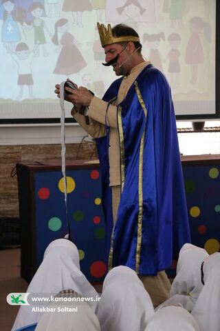 پنجمین روز حضور تماشاخانه سیار کانون پرورش در کرمان